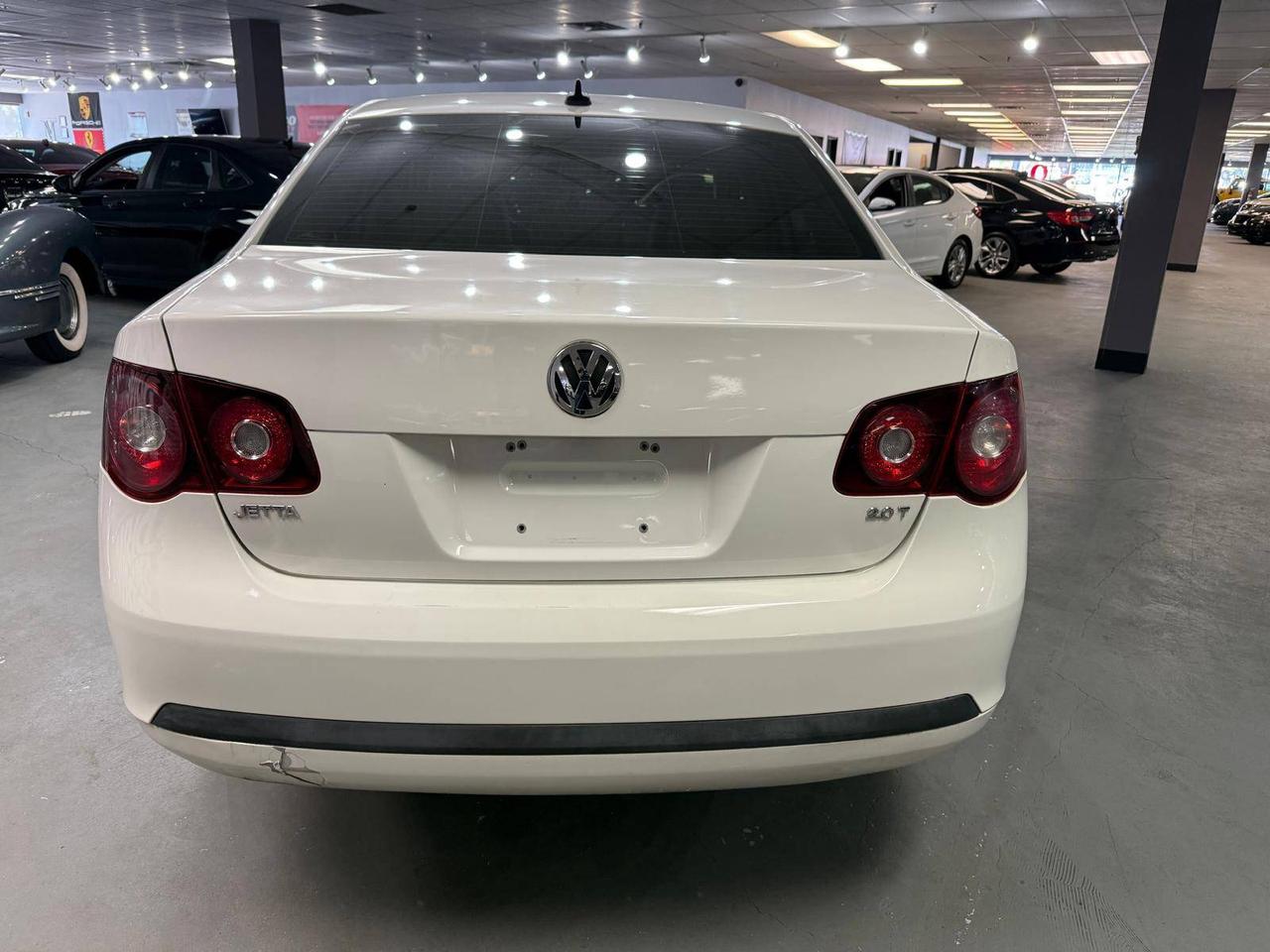 2010 Volkswagen Jetta 4dr 2.0T TSI Highline, $60 WEEKLY PYMNT Photo