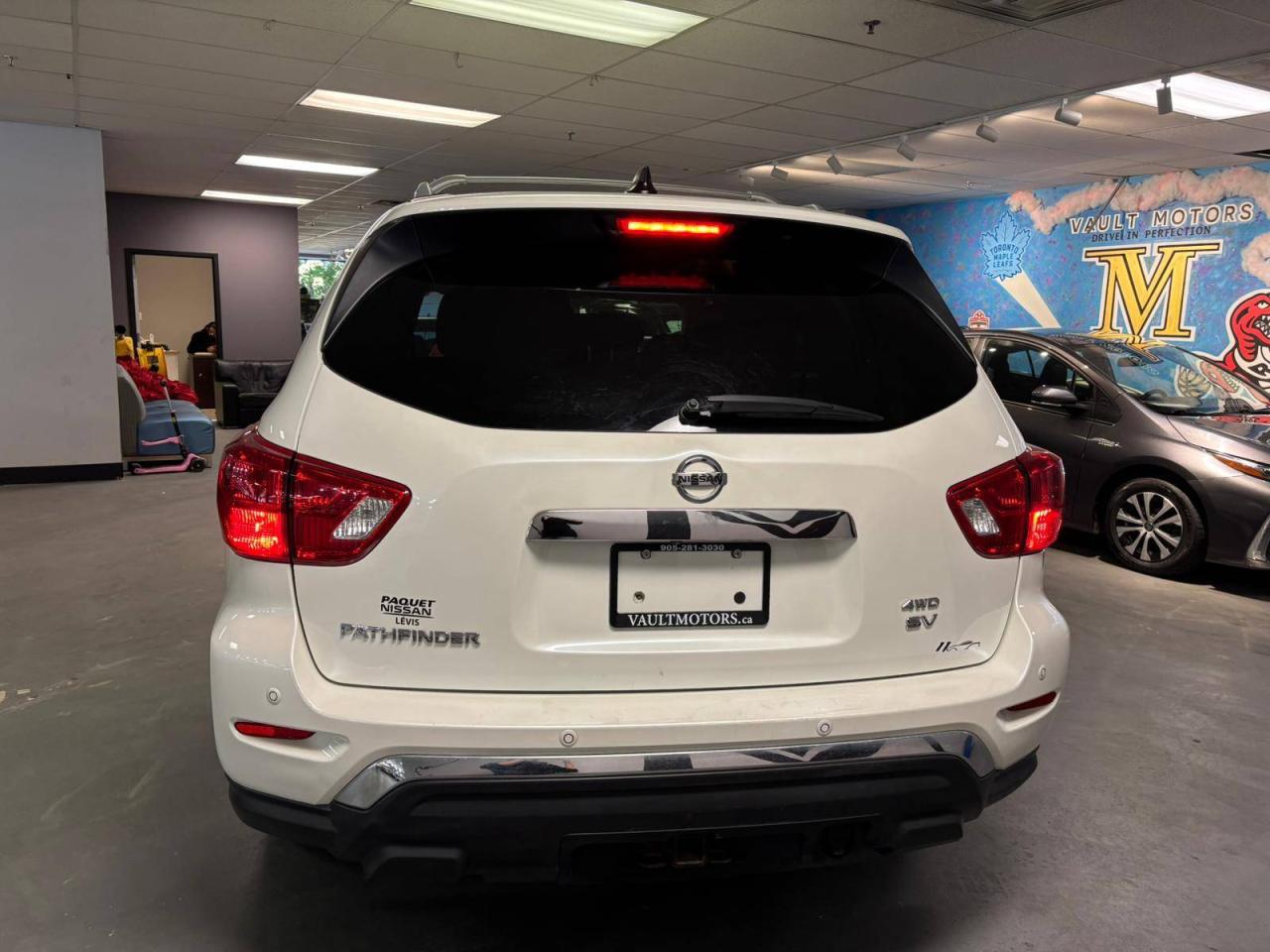 2019 Nissan Pathfinder 4x4 S Photo3