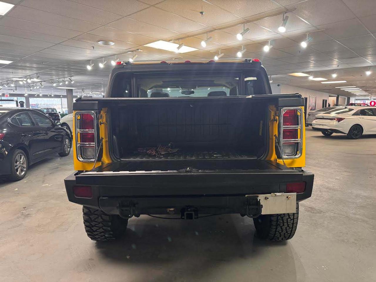 2005 Hummer H2 4dr Wgn SUT, AS IS Photo