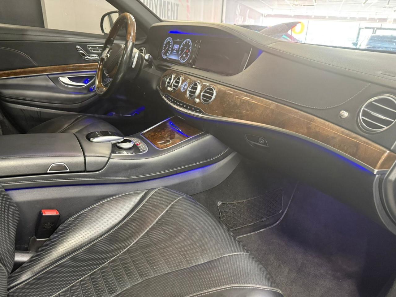 2015 Mercedes-Benz S-Class 4dr Sdn S 550 4MATIC LWB Photo