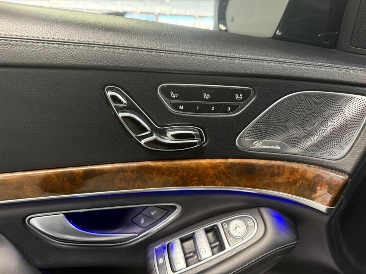 2015 Mercedes-Benz S-Class 4dr Sdn S 550 4MATIC LWB Photo