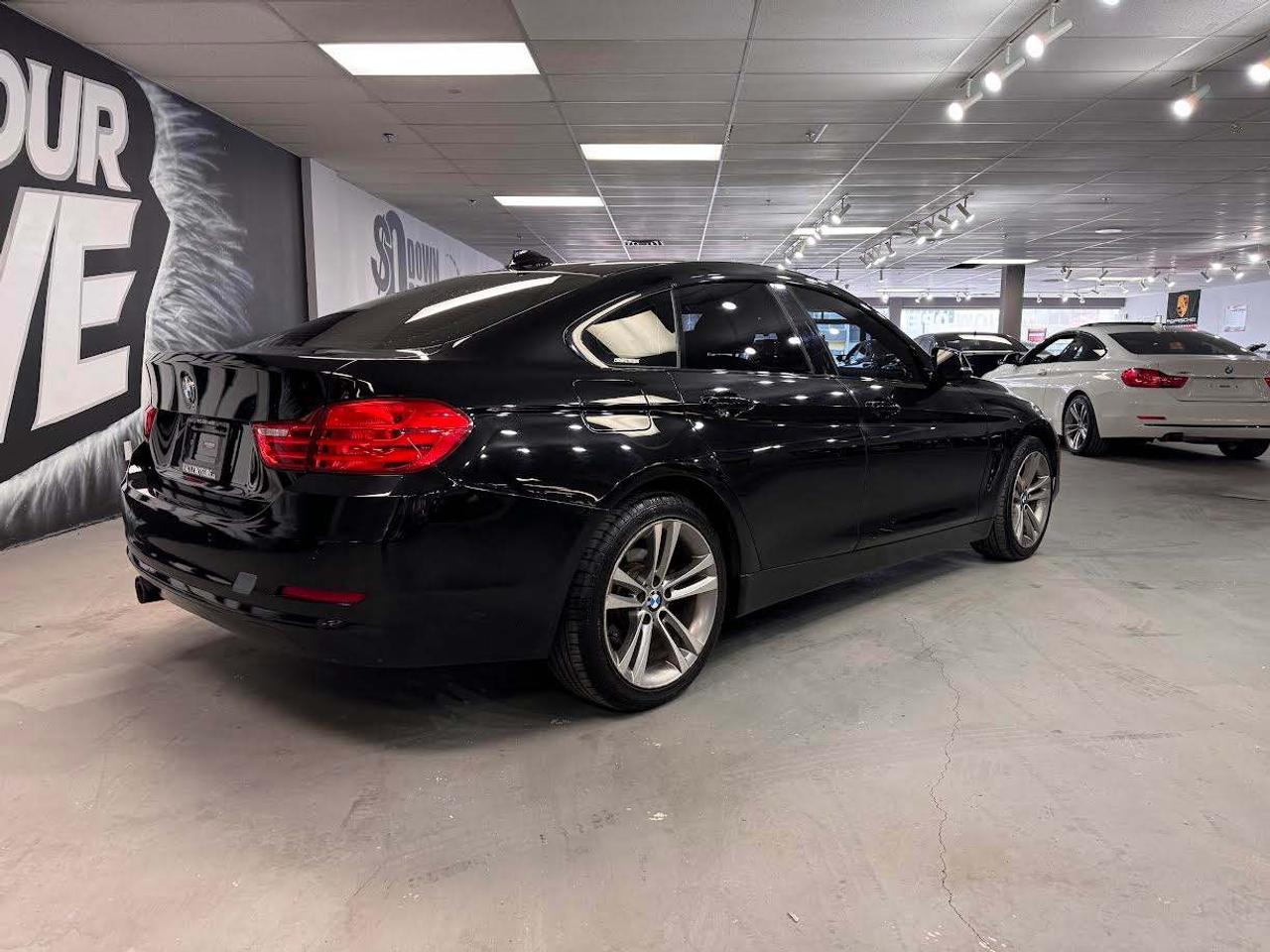 2017 BMW 4 Series 4dr Sdn 430i xDrive AWD Gran Coupe Photo