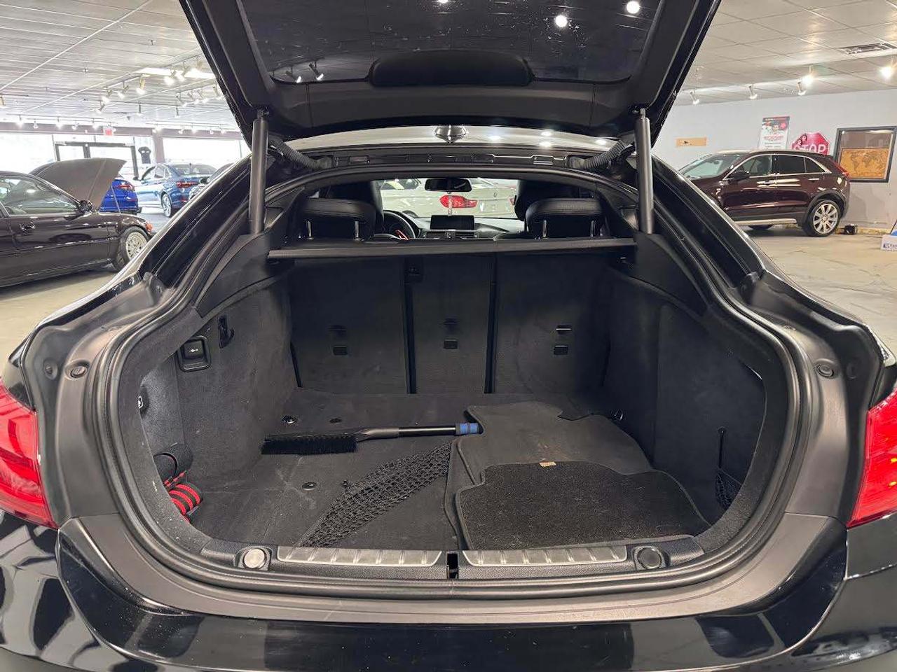 2017 BMW 4 Series 4dr Sdn 430i xDrive AWD Gran Coupe Photo