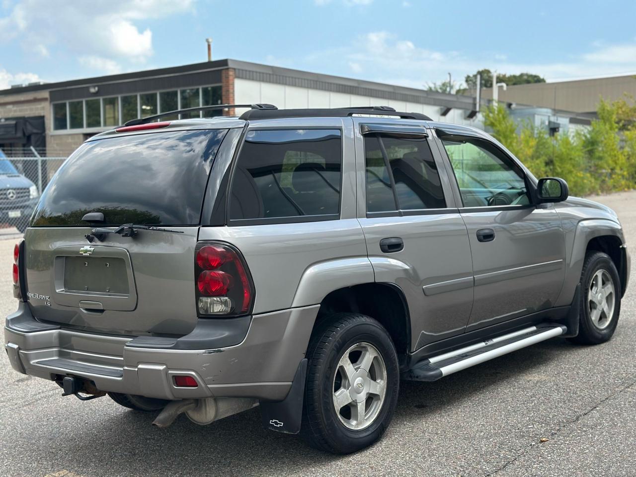 2006 Chevrolet TrailBlazer 4DR 2WD LS - Photo #4