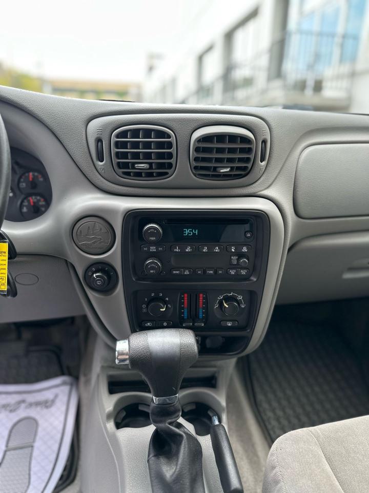 2006 Chevrolet TrailBlazer 4DR 2WD LS - Photo #11