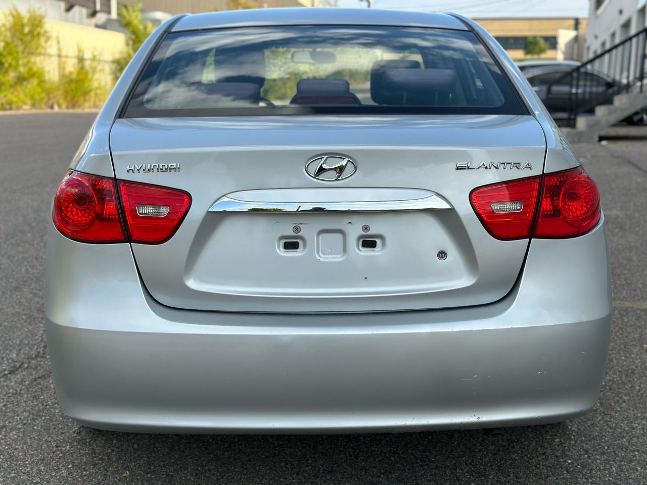 2010 Hyundai Elantra 4dr Sdn Auto GLS - Photo #5
