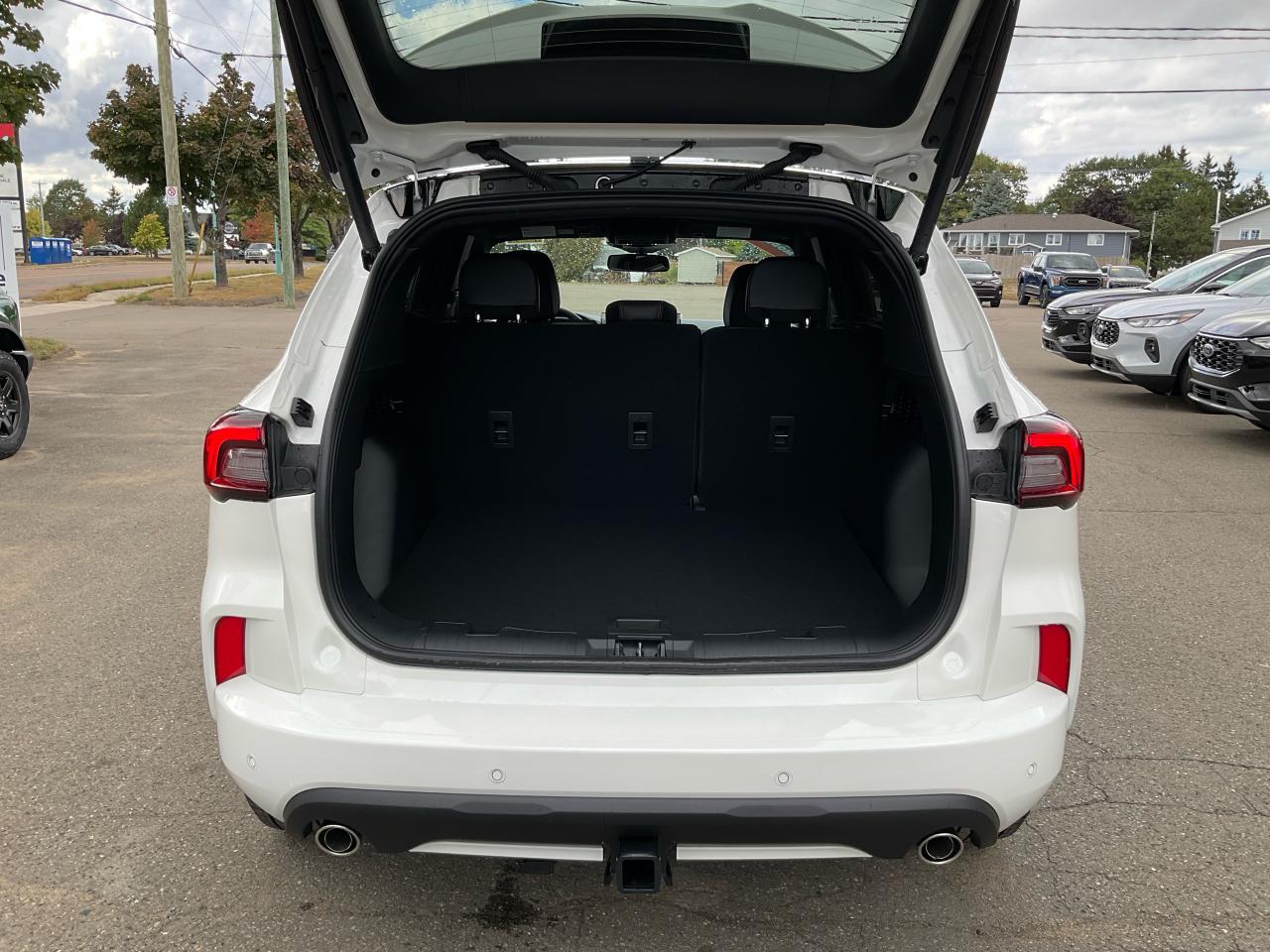 2025 Ford Escape ST-Line Elite Photo5