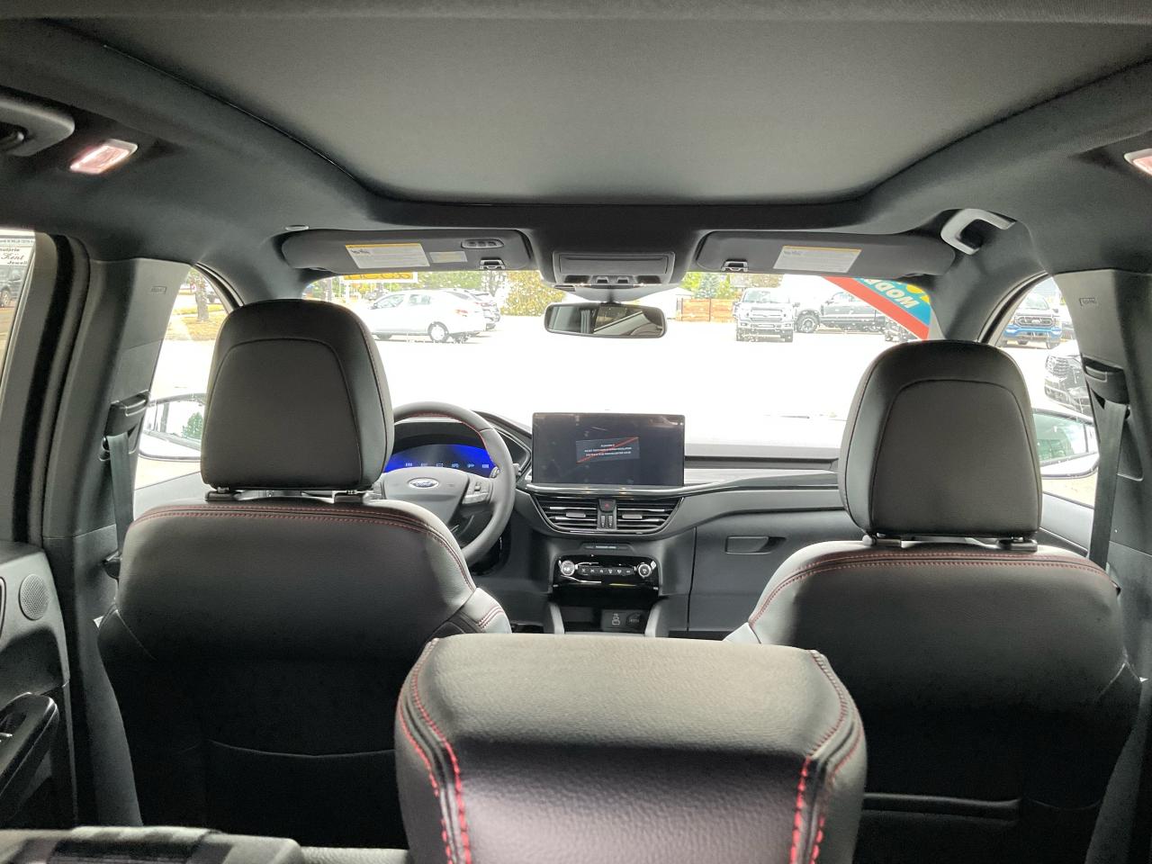 2025 Ford Escape ST-Line Elite Photo5
