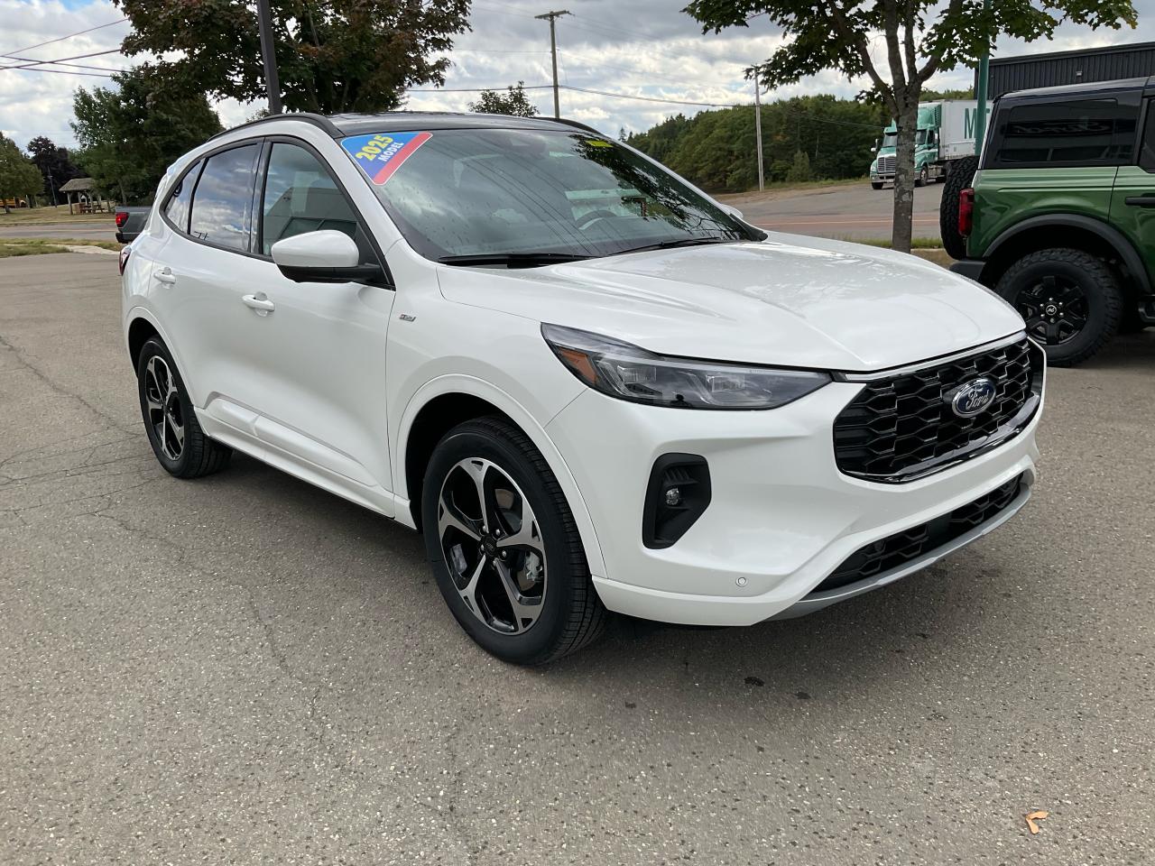 2025 Ford Escape ST-Line Elite Photo
