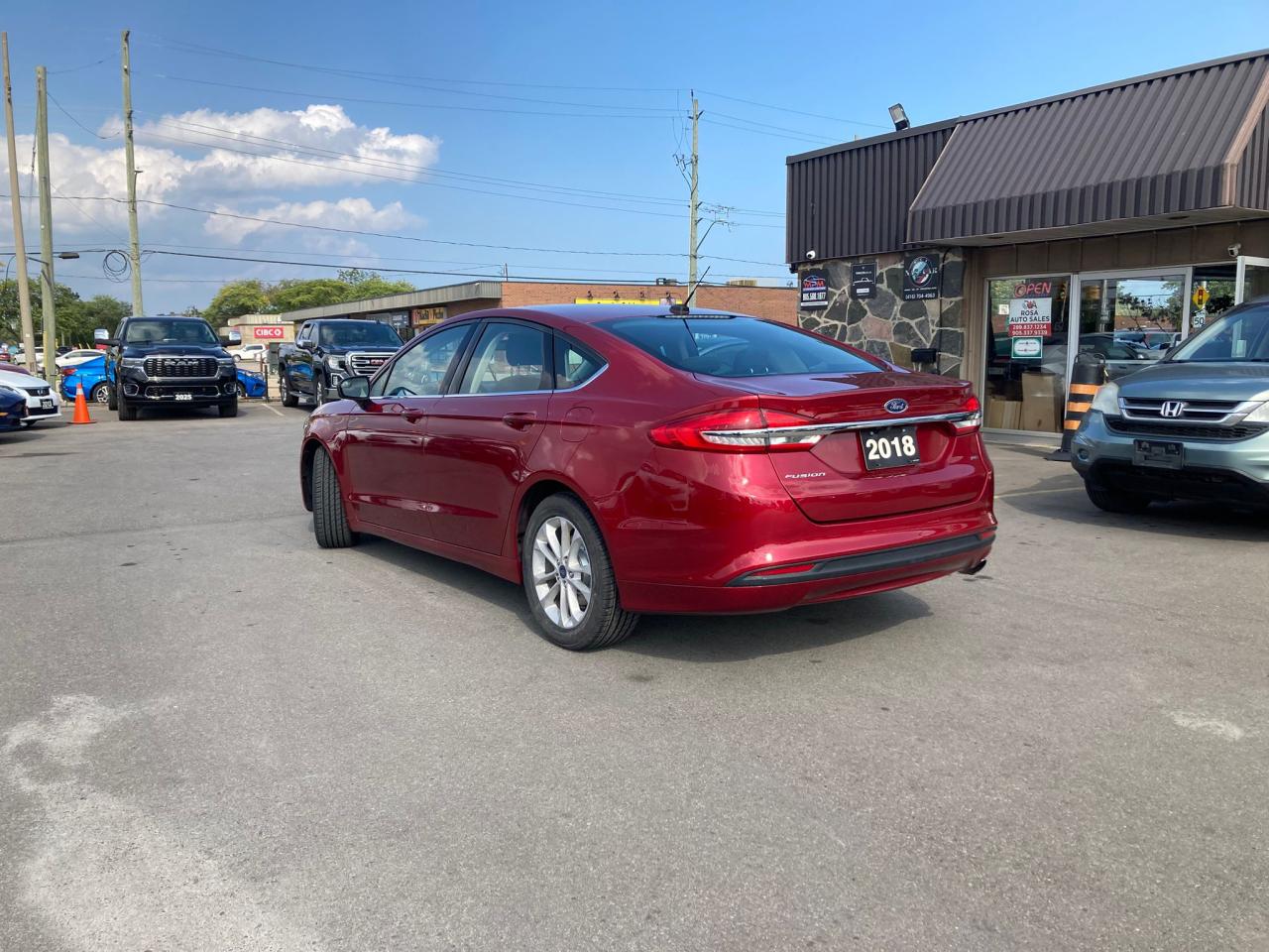 2018 Ford Fusion AUTO NO ACCIDENT SAFETY NEW TIRES NEW BRAKES B-T - Photo #3