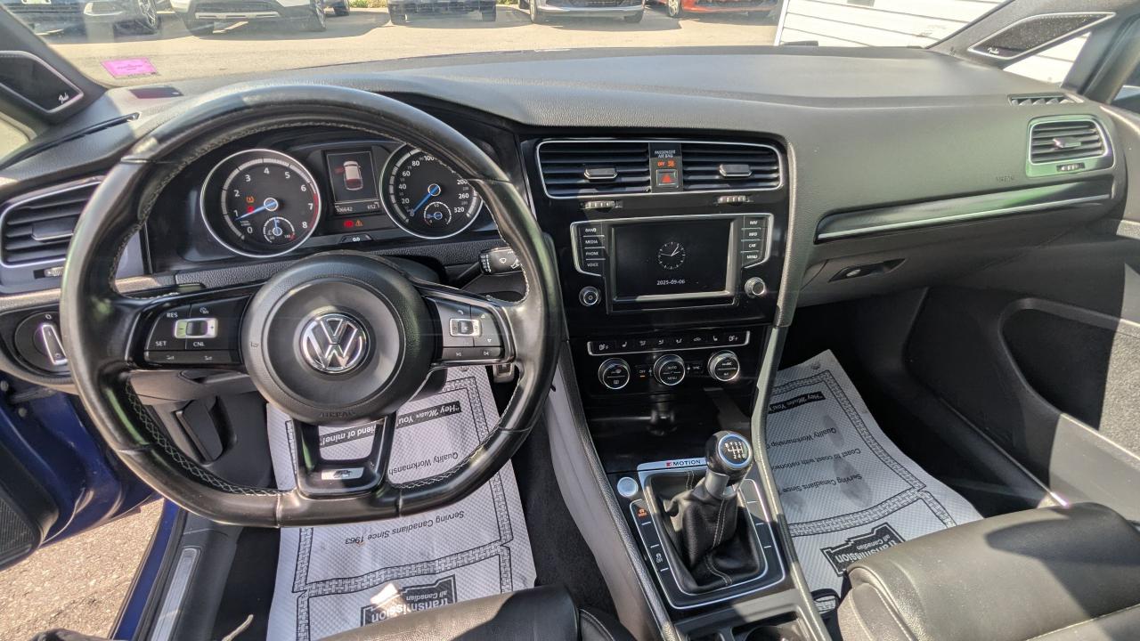 2016 Volkswagen Golf R  - Photo #8