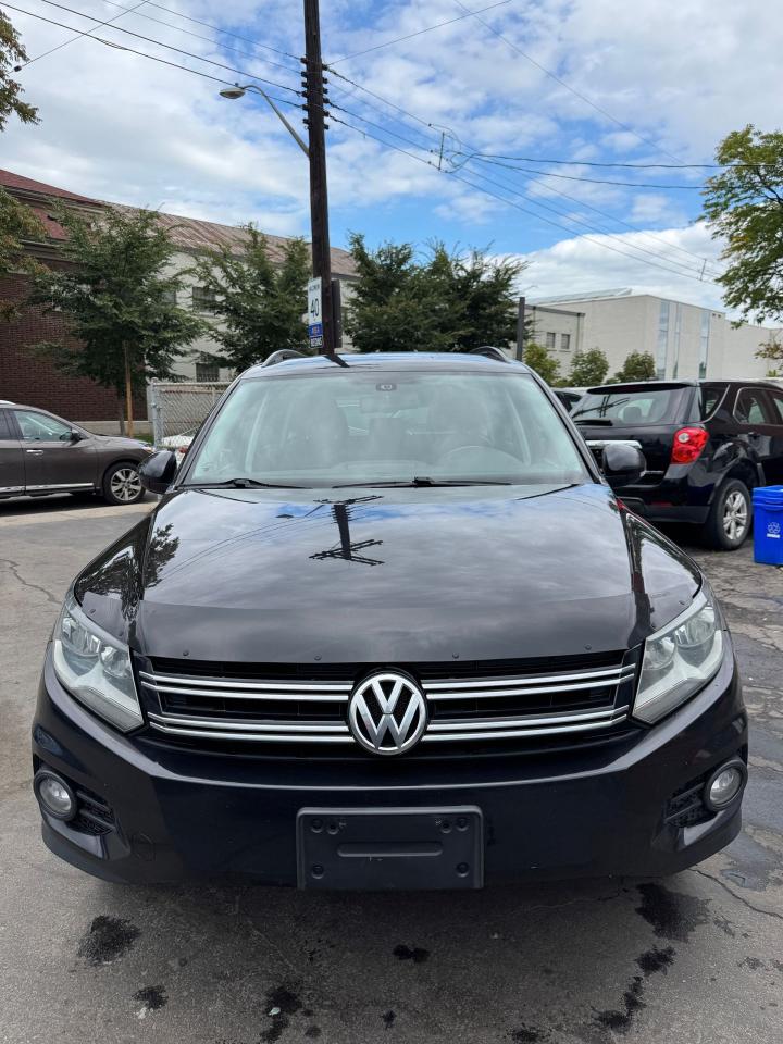 2017 Volkswagen Tiguan Wolfsburg Edition | 4MOTION | CERTIFIED - Photo #2
