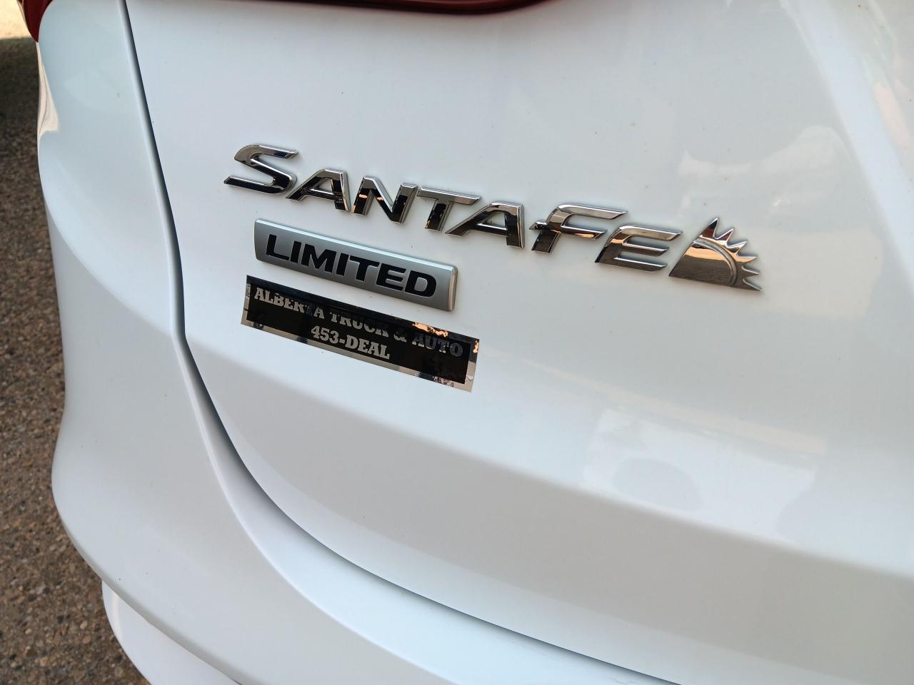 2018 Hyundai Santa Fe Sport Limited,AWD, Pano, Nav, Lthr, BU Cam, Htd Seats & - Photo #7