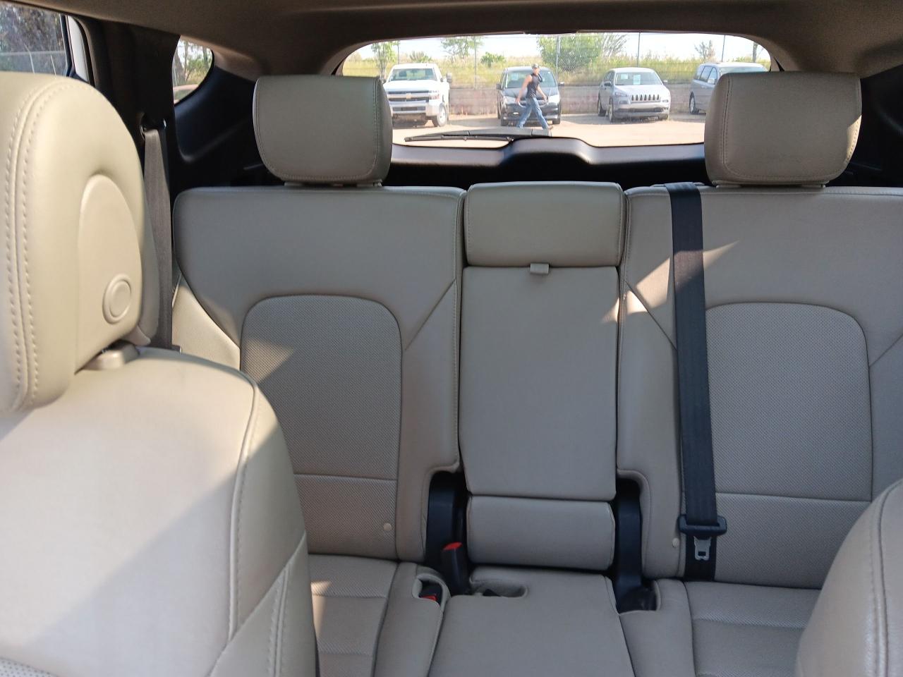 2018 Hyundai Santa Fe Sport Limited,AWD, Pano, Nav, Lthr, BU Cam, Htd Seats & - Photo #19