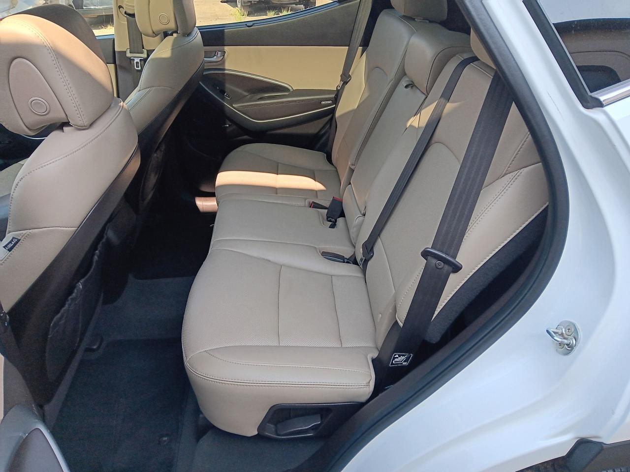 2018 Hyundai Santa Fe Sport Limited,AWD, Pano, Nav, Lthr, BU Cam, Htd Seats & - Photo #20