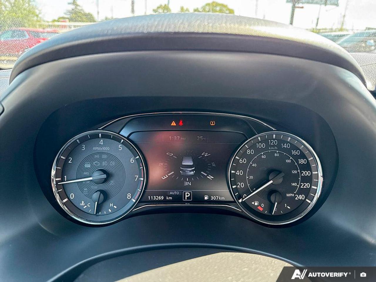 2020 Infiniti QX80 LUXE /NO ACCIDENTS / ROOF / LEATHER / NAV / 7 PASS - Photo #11