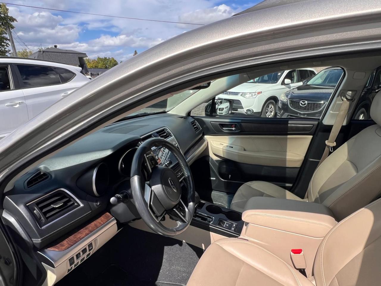 2019 Subaru Outback LIMITED - Photo #9