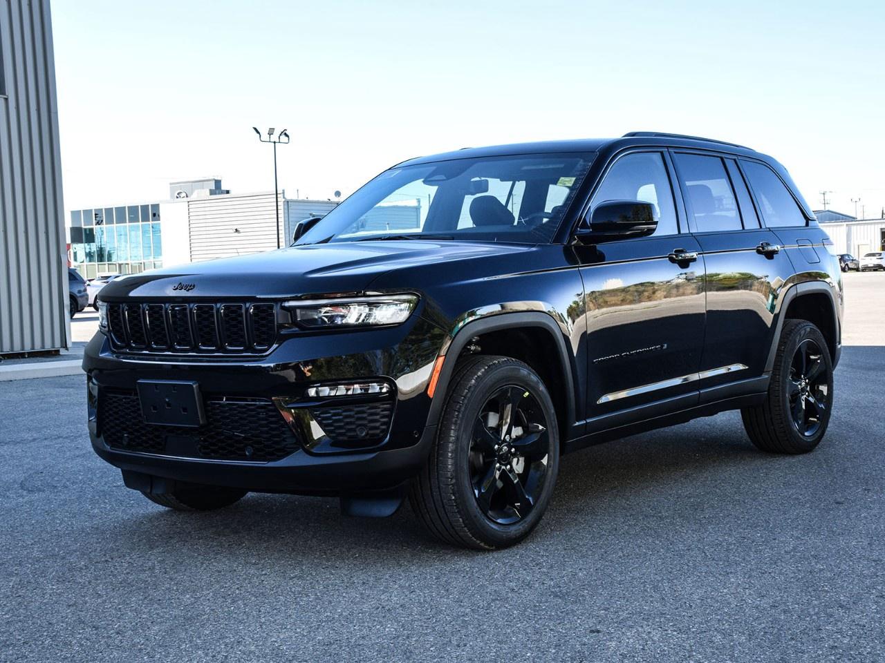 New 2025 Jeep Grand Cherokee LIMITED 4X4 for sale in Chatham, ON
