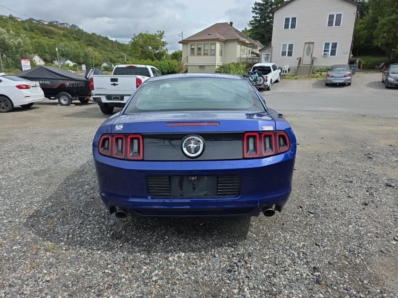 2014 Ford Mustang V6 Premium PREMIUM V6 Photo3