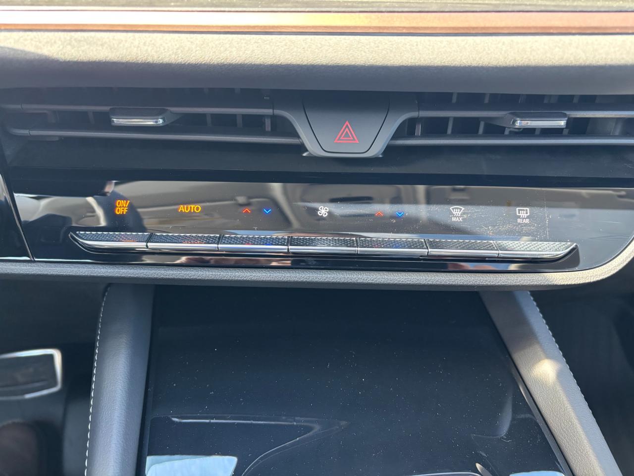 2025 Buick Envision Sport Touring 2025 Buick Envision ST AWD Photo