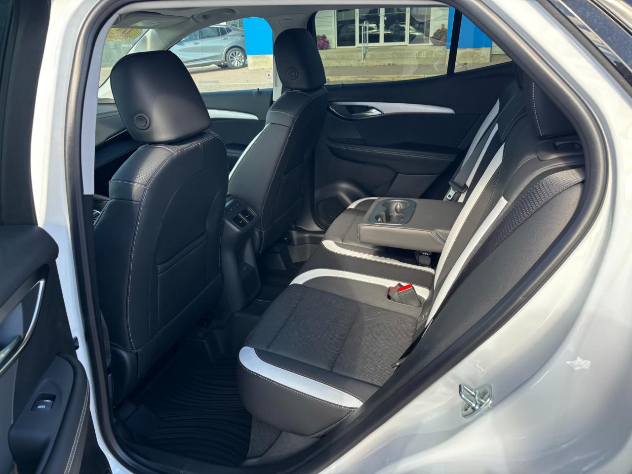 2025 Buick Envision Sport Touring 2025 Buick Envision ST AWD Photo