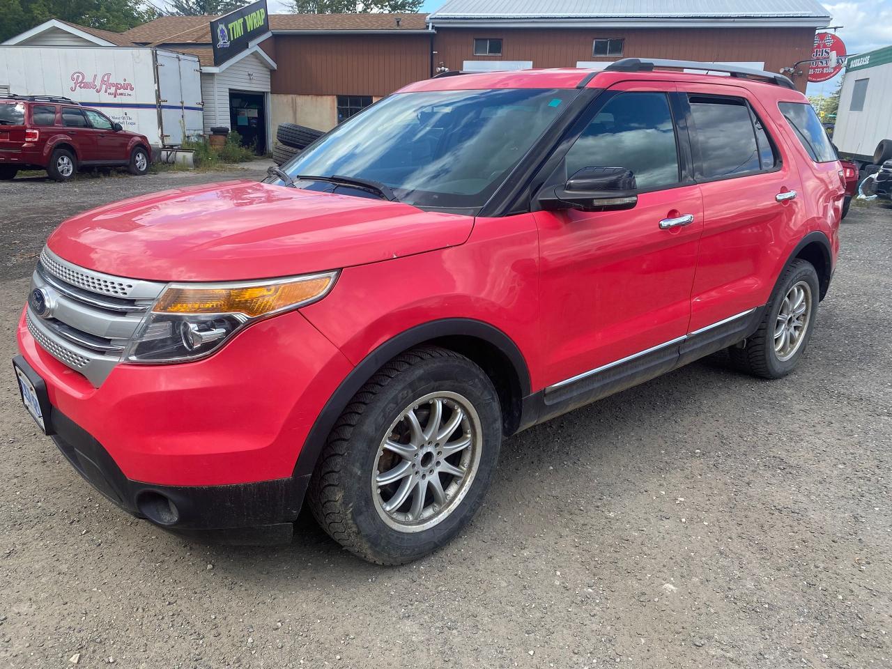 Used 2013 Ford Explorer XLT for sale in Stouffville, ON