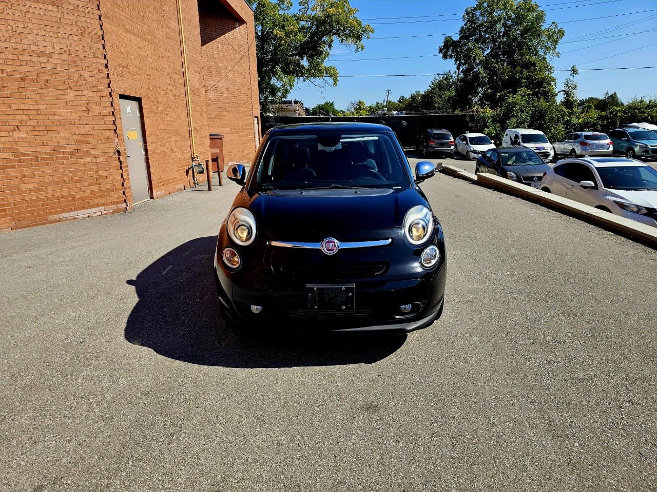 2015 Fiat 500 L Lounge - Photo #2