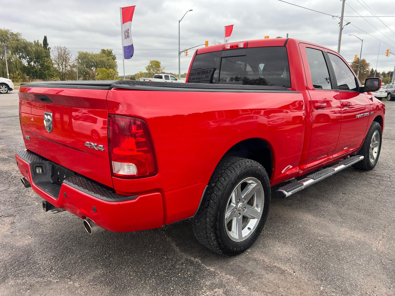 2011 RAM 1500 SPORT Photo37