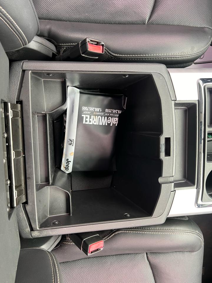 2011 RAM 1500 SPORT *NO RUST Photo