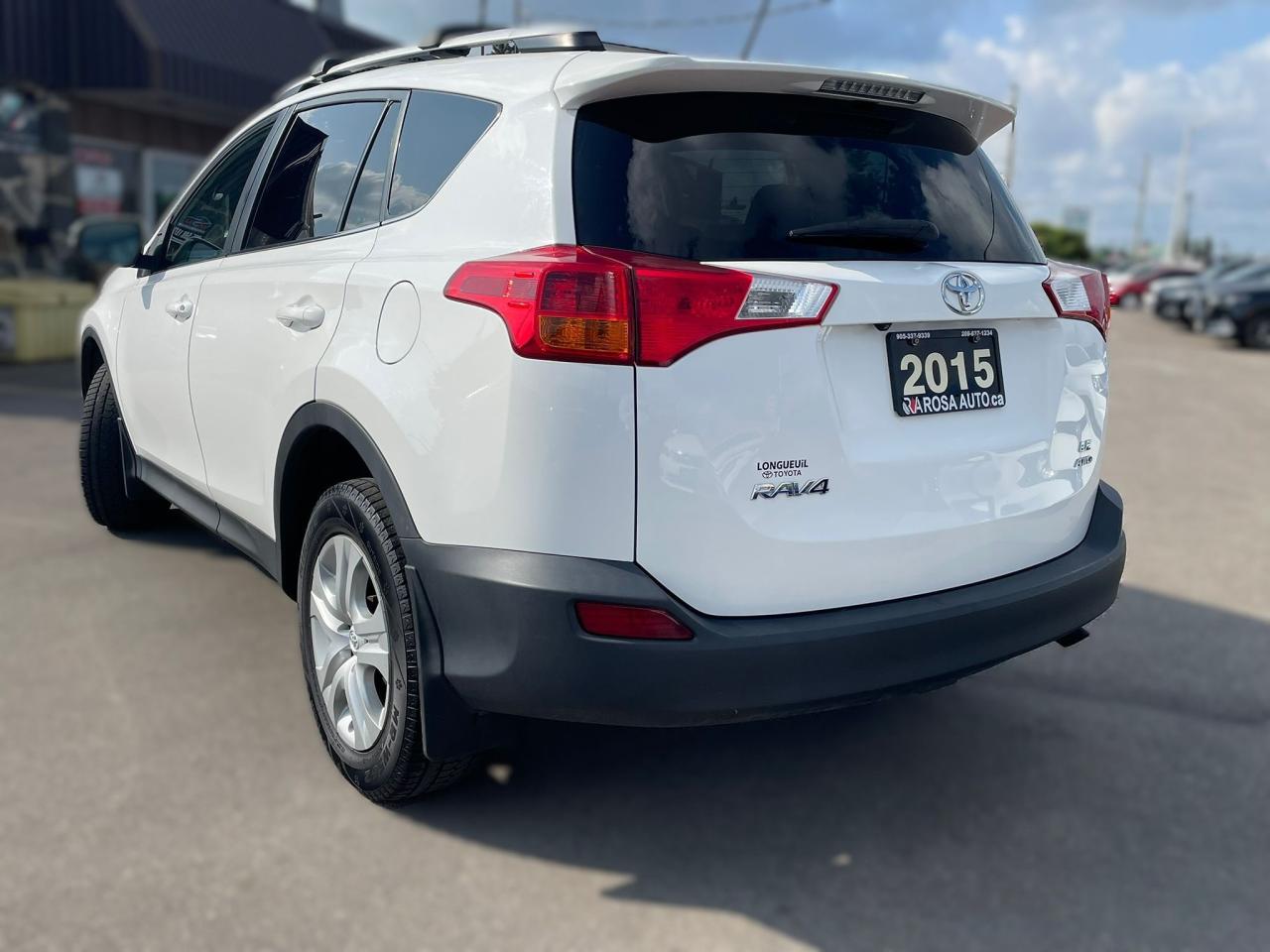 2015 Toyota RAV4 AWD LOW KM NO ACCIDENT SAFETY NEW TIRES NEW BRAKES - Photo #3