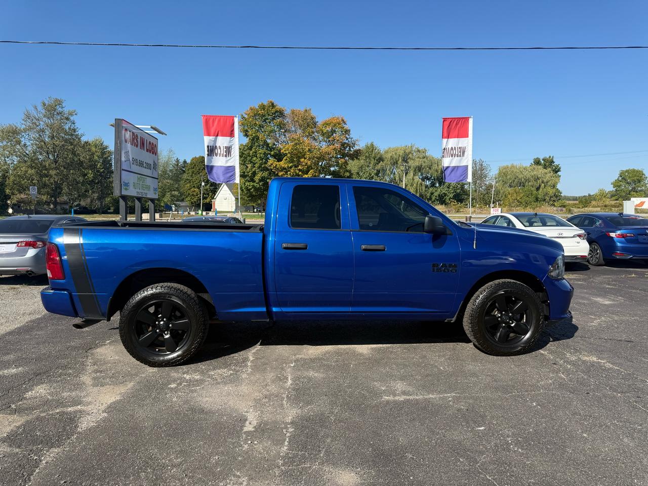2018 RAM 1500 Express 4x4 V6 3.6L Photo1