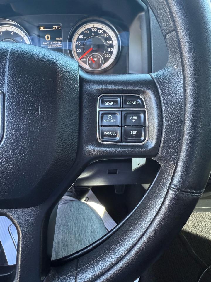 2018 RAM 1500 Express 4x4 V6 3.6L Photo