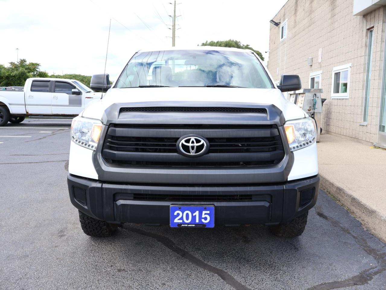 2015 Toyota Tundra SR 5.7L V8 CERTIFIED *ACCIDENT FREE*SERVICE RECORDS* CAMERA BLUETOOTH CRUISE ALLOYS - Photo #2