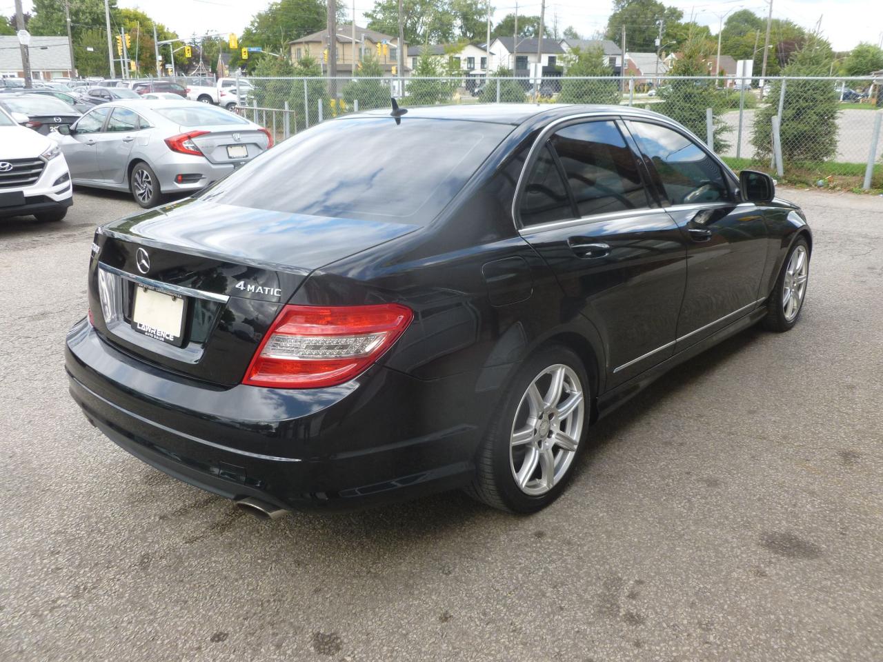 2009 Mercedes-Benz C-Class 3.0L - Photo #5