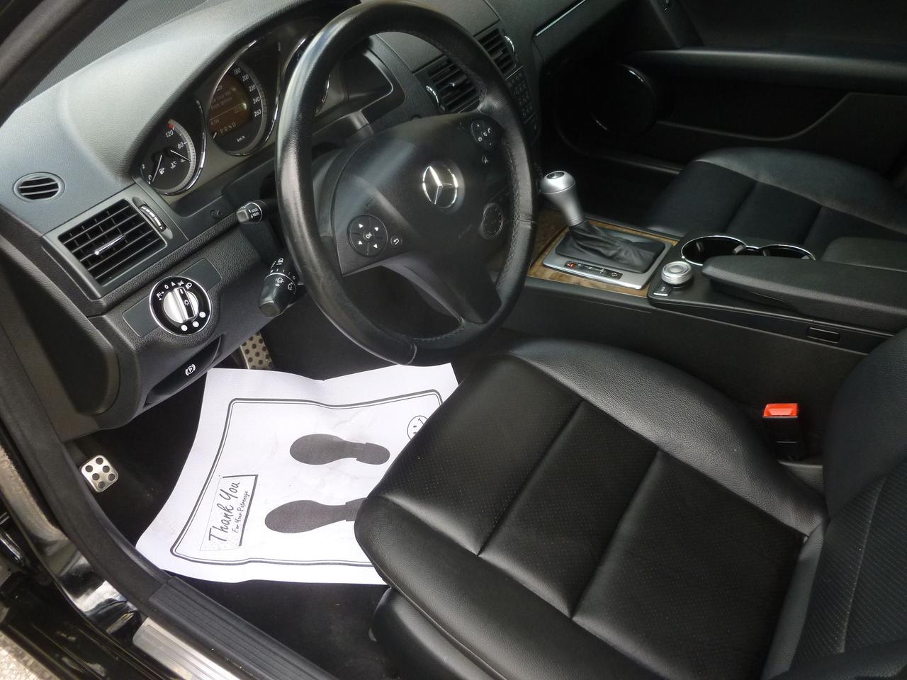 2009 Mercedes-Benz C-Class 3.0L Photo