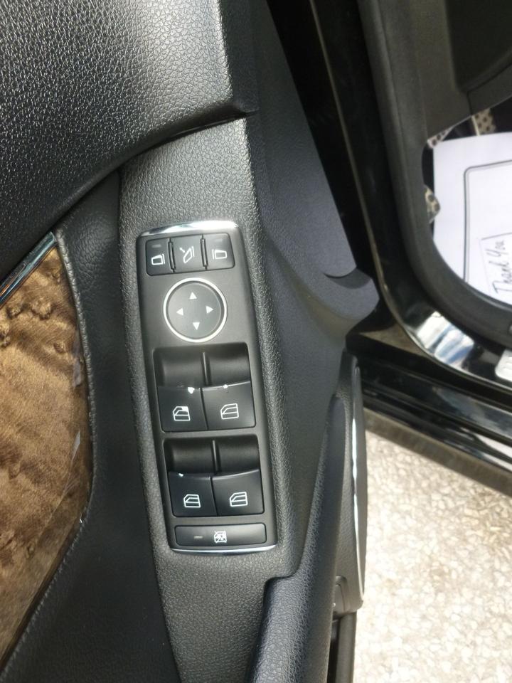 2009 Mercedes-Benz C-Class 3.0L Photo