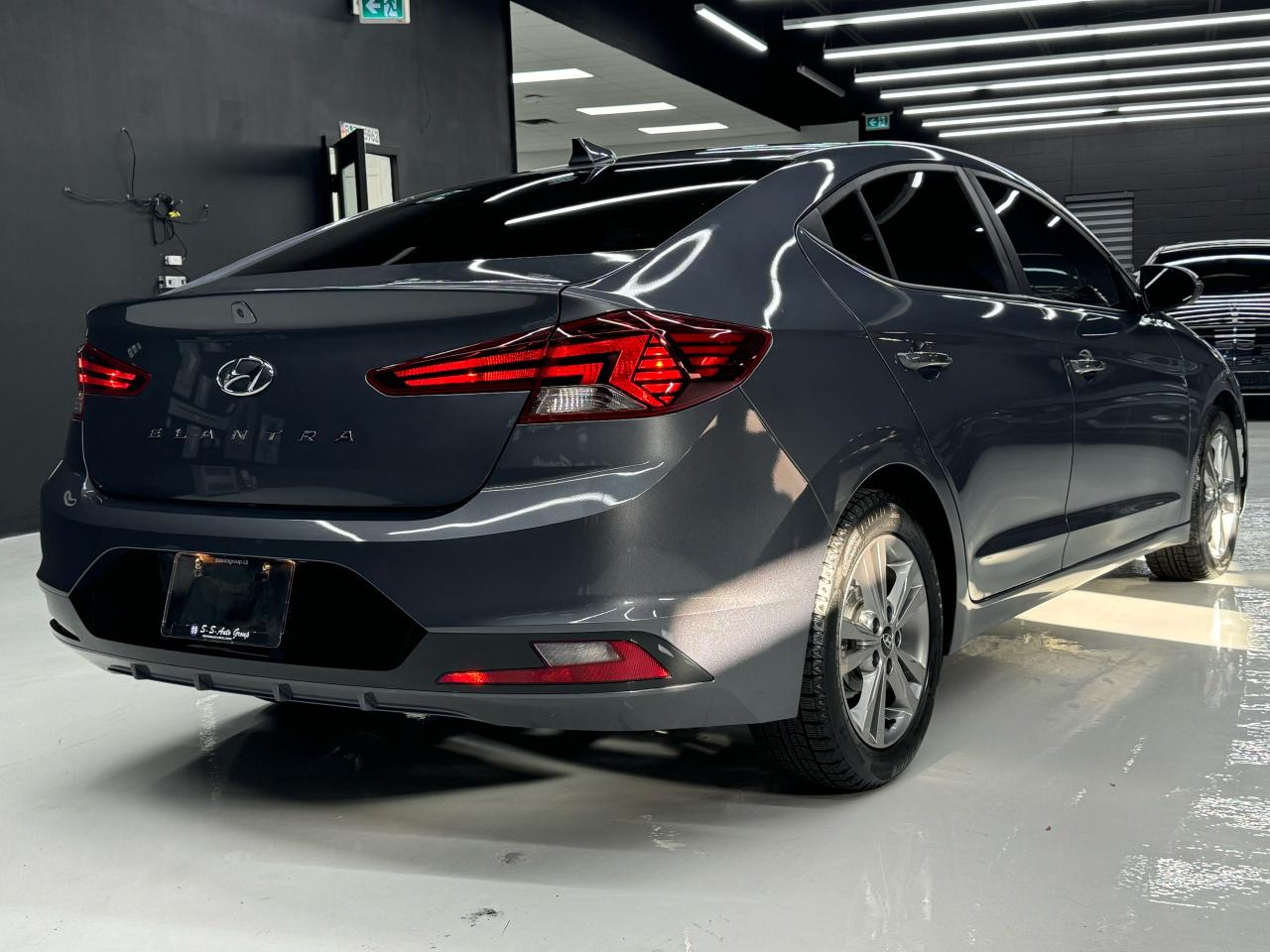 2020 Hyundai Elantra BACKUP|SUNROOF|LKA|BSM|FCW|CLEAN CARFAX| - Photo #5