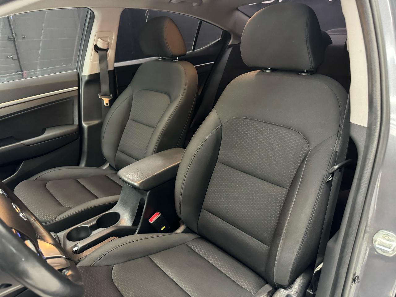 2020 Hyundai Elantra BACKUP|SUNROOF|LKA|BSM|FCW|CLEAN CARFAX| - Photo #24