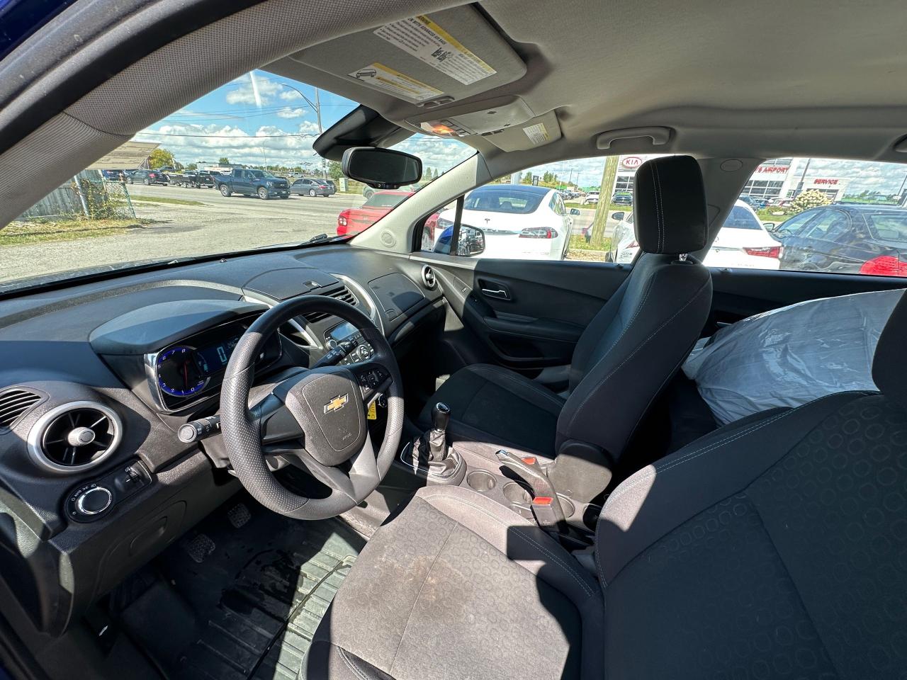 2016 Chevrolet Trax MANUAL, LS, ONLY 113KMS, ONE OWNER, NO ACCIDENTS - Photo #17