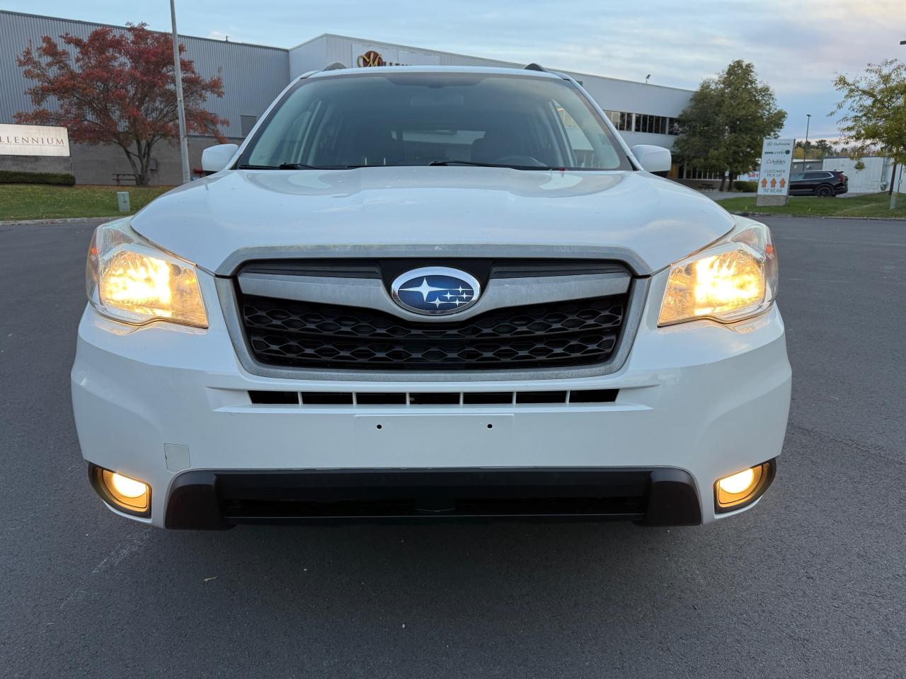 2014 Subaru Forester 2.5i MANUAL! | REARVIEW CAM | HEATED SEATS Photo2