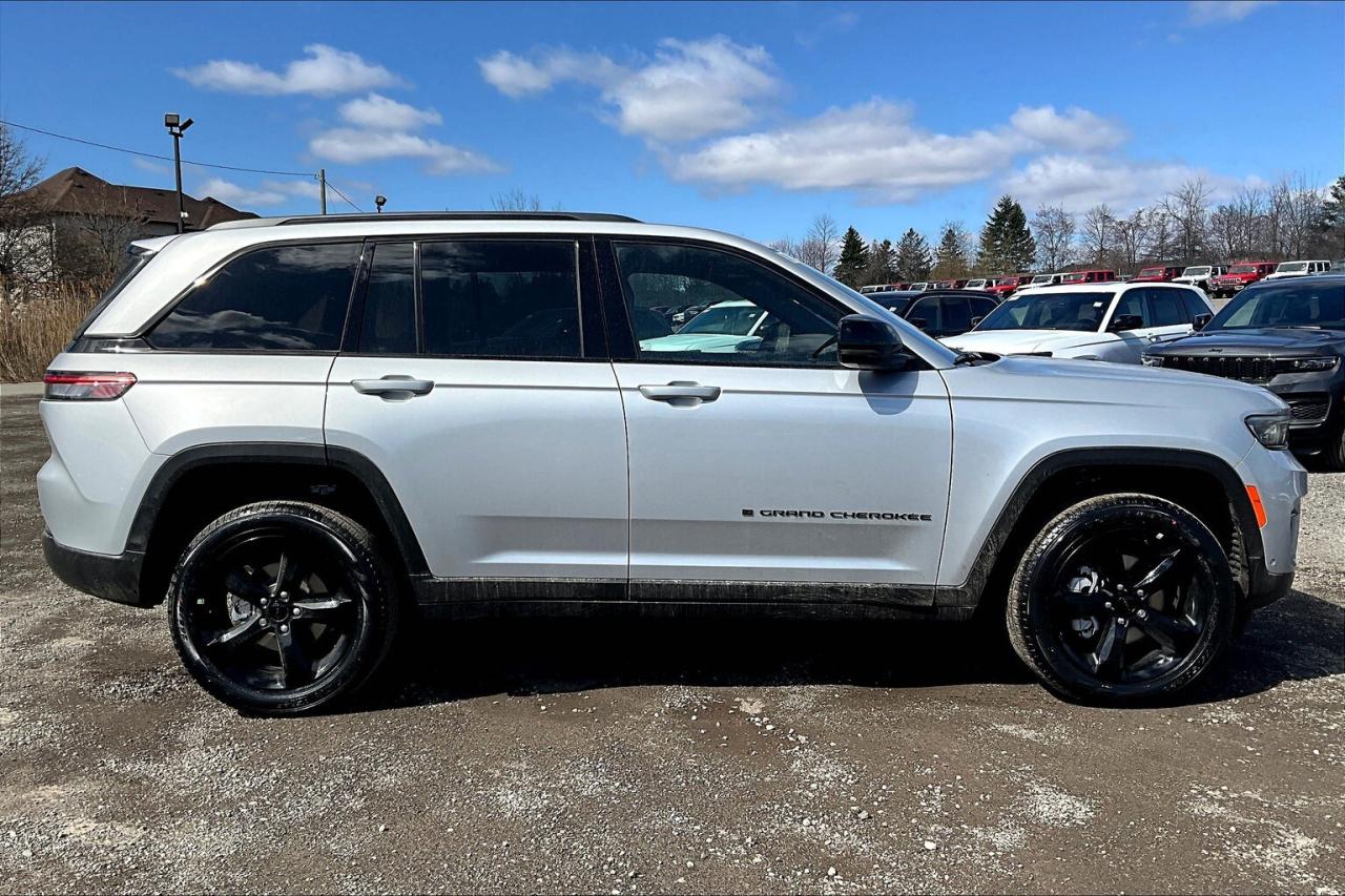 2025 Jeep Grand Cherokee LIMITED | Black App Pkg | Pano Roof | LuxTech 2 Photo