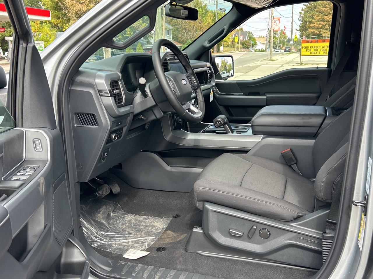 2025 Ford F-150 XLT Photo