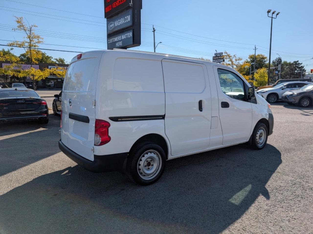2019 Nissan NV200 S  **CAM - BLUETOOTH** Photo