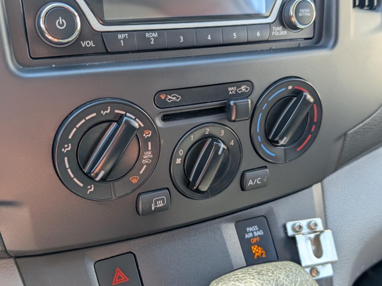 2019 Nissan NV200 S  **CAM - BLUETOOTH** Photo