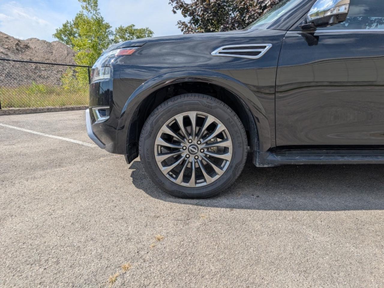2023 Nissan Armada Platinum  **CAPTAIN CHAIRS** Photo