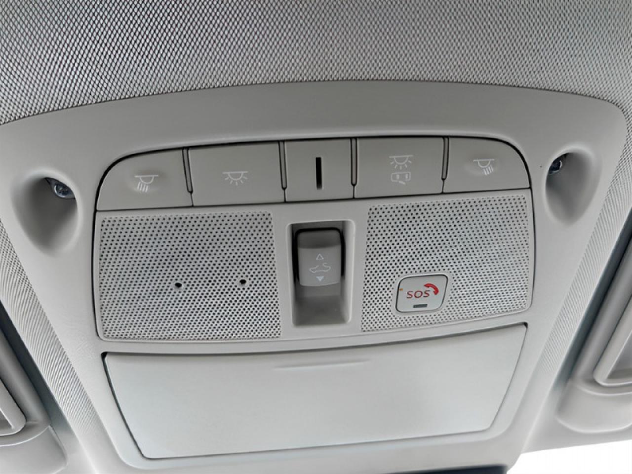 2023 Nissan Armada Platinum  **CAPTAIN CHAIRS** Photo