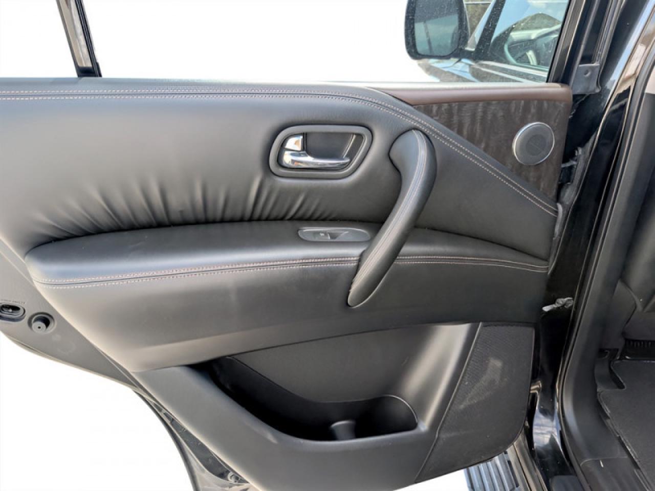 2023 Nissan Armada Platinum  **CAPTAIN CHAIRS** Photo