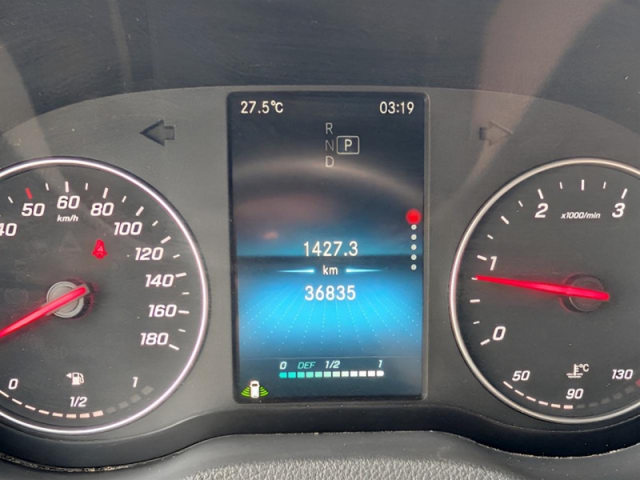 2024 Mercedes-Benz Sprinter Crew Van Cargo 170 WB  **LOW KMS** Photo