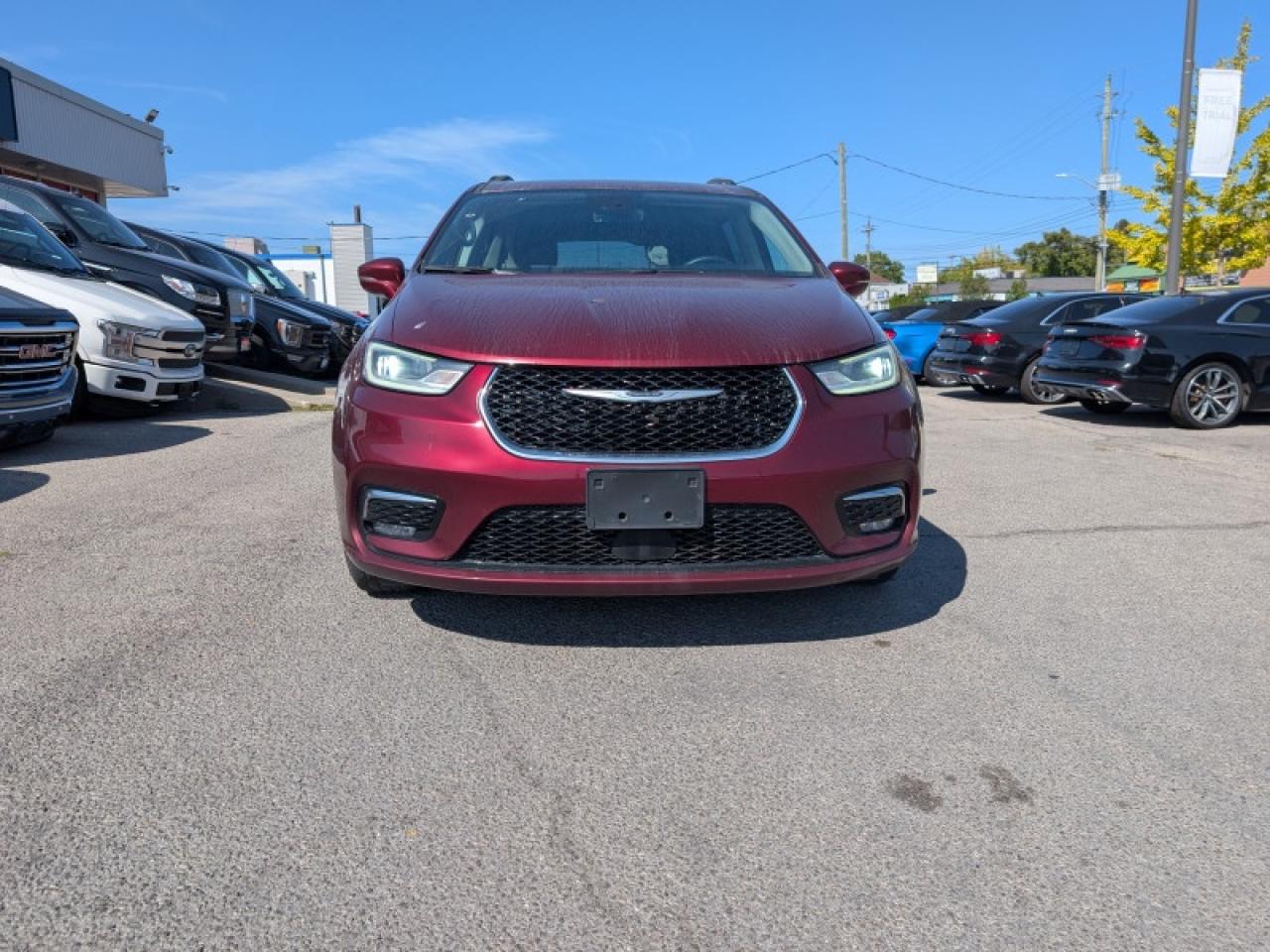 2021 Chrysler Pacifica Touring  *AWD SAFETY-TECH* Photo