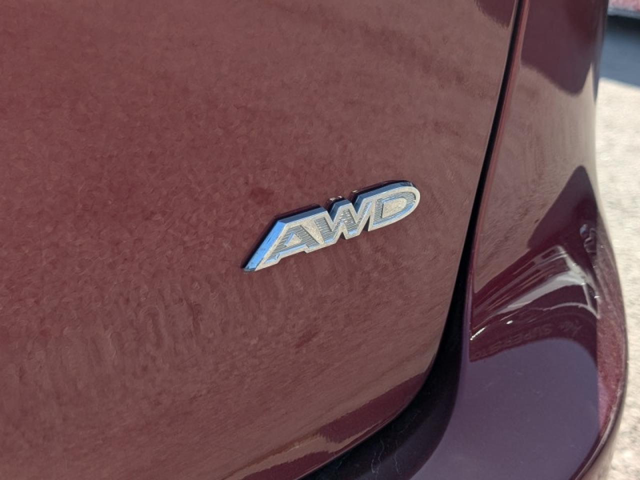2021 Chrysler Pacifica Touring  *AWD SAFETY-TECH* Photo